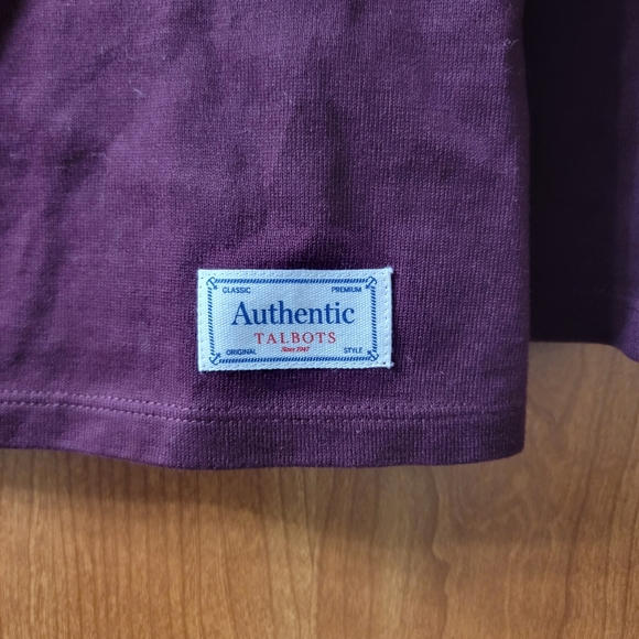 Talbots Authentic Tee Equestrian Club Dark Burgundy/Gold Size Small - Picture 8 of 8